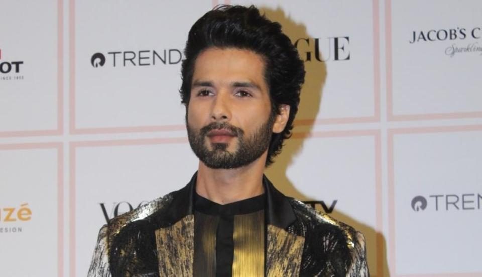 shahid-kapoor-says-wife-mira-daughter-misha-boss-him-around-they